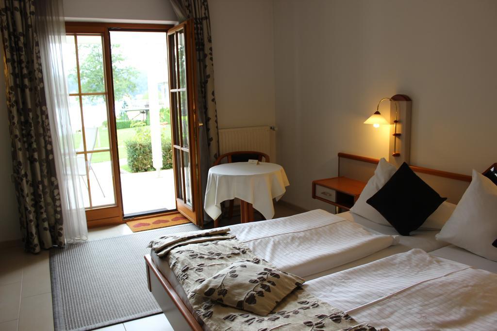 Seehotel Paulitsch Velden am Wörthersee Rum bild